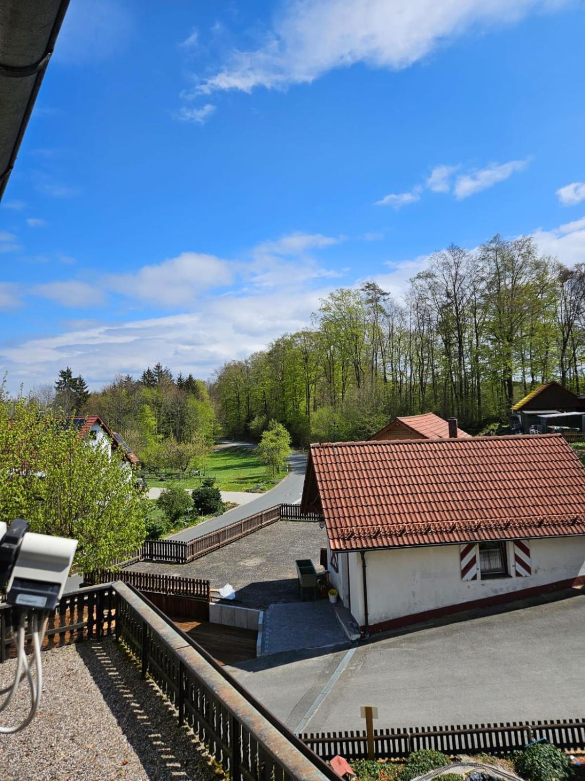 Gasthof Zur Burgruine Pottenstein Exterior foto